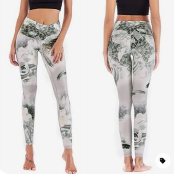 Watercolor Koi fish Lily pad print High waist workout leggings yoga pants S - Picture 2 of 8